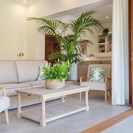 Italia Luxury * مارينا دي بييتراسانْت
